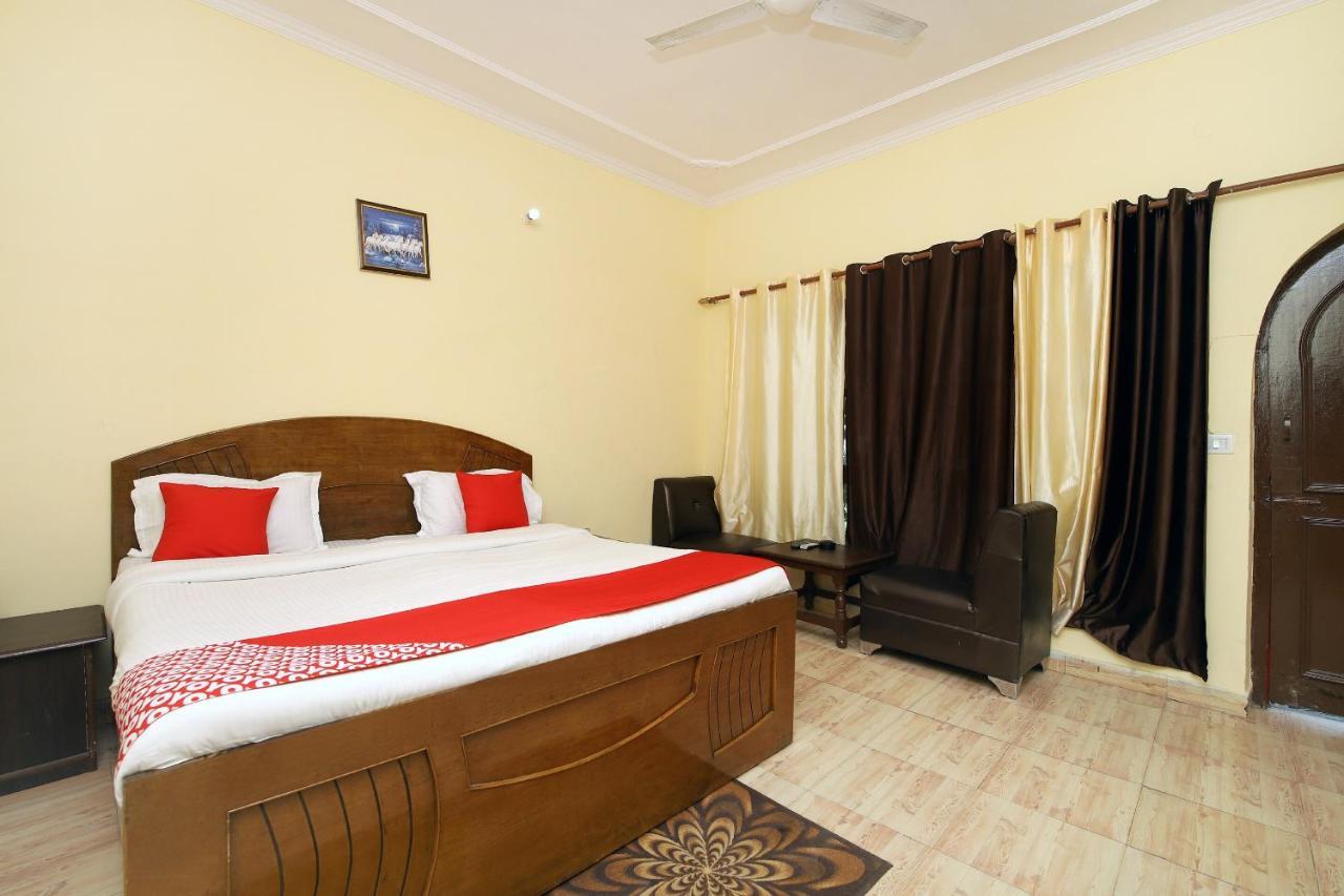 Oyo 8670 Hotel Usha Palace Mussoorie Luaran gambar