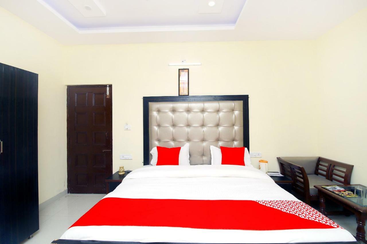 Oyo 8670 Hotel Usha Palace Mussoorie Luaran gambar