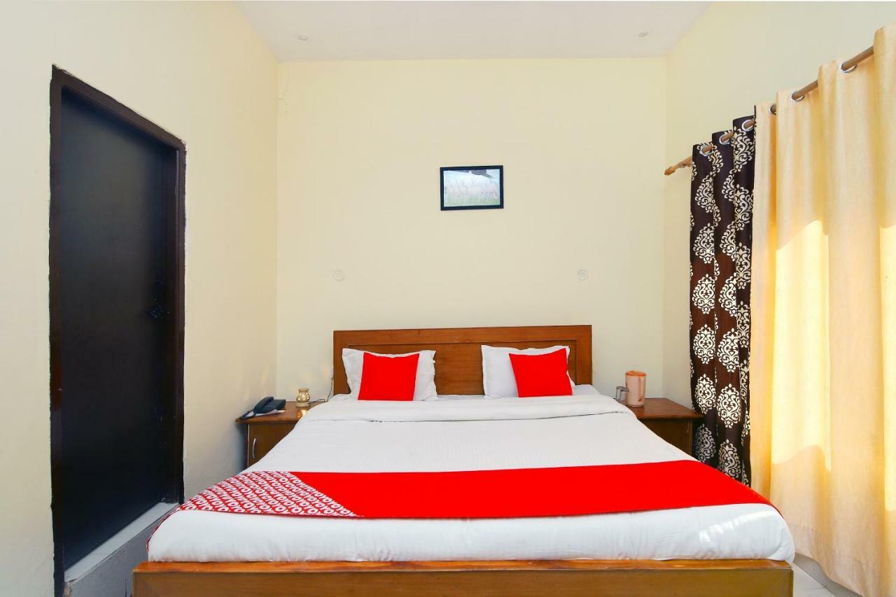 Oyo 8670 Hotel Usha Palace Mussoorie Luaran gambar