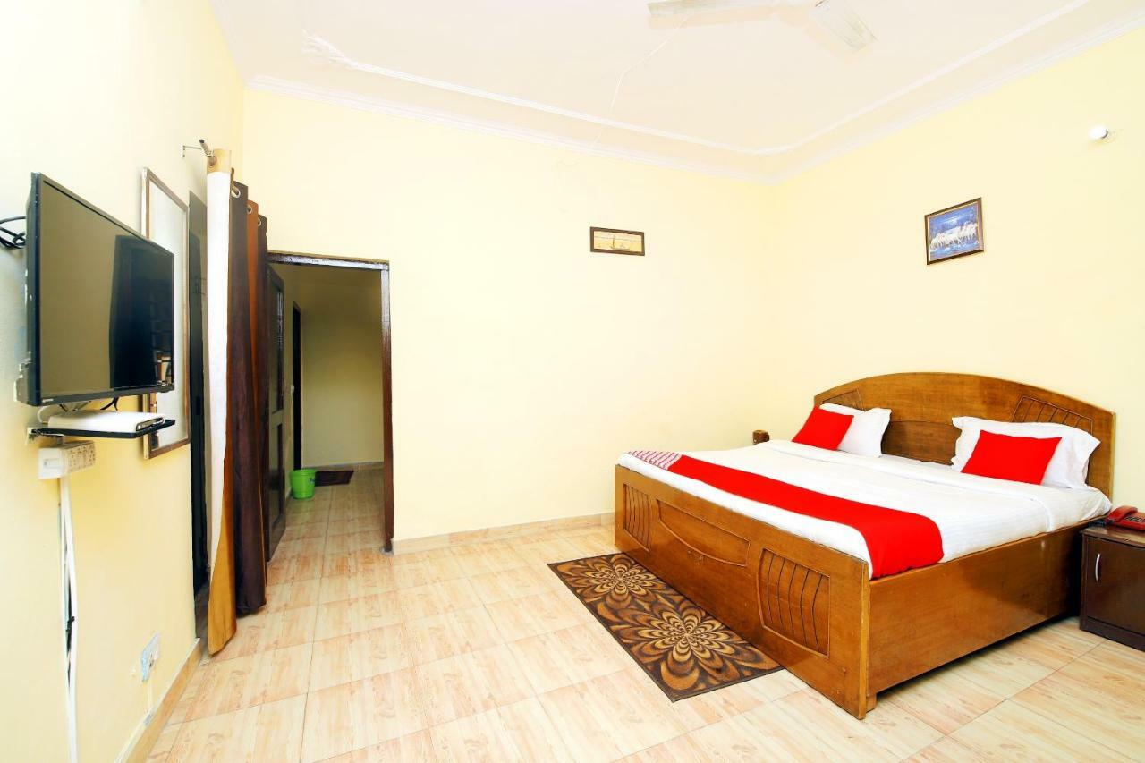 Oyo 8670 Hotel Usha Palace Mussoorie Luaran gambar